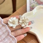 Silver Tone Zircon Sparkle Stud Earring S925 Silver