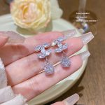 Silver Tone Zircon Sparkle Stud Earring S925 Silver Needle E0455