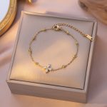 Gold White Crystal Four-Leaf Clover Bracelet