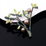 Luxury Pearl Brooch DY13520