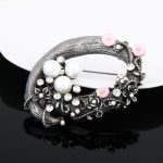 Luxury Pearl Brooch DY13713