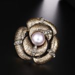Luxury Pearl Brooch DY13755