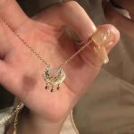 Gold Auspicious Cloud Lock Necklace