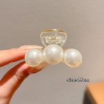 Pearl 5cm Hair Claw Clip
