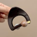 Pearl 6cm Hair Claw Clip