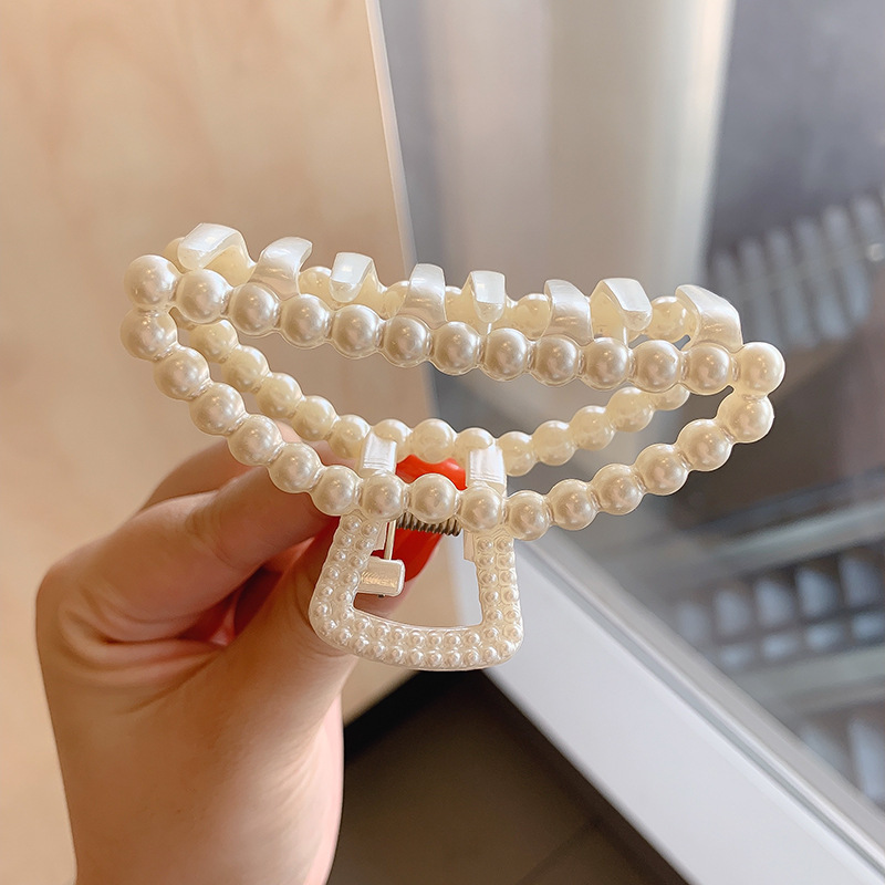 MP-SHARK-0048 Crescent 8cm Hair Claw Clip - 图片 1