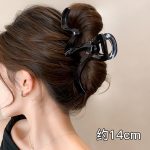 Glossy Black Wave 13.5cm Hair Claw Clip