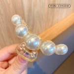 Clear Pearl 7cm Hair Claw Clip