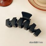 Irregular Black 11cm Hair Claw Clip