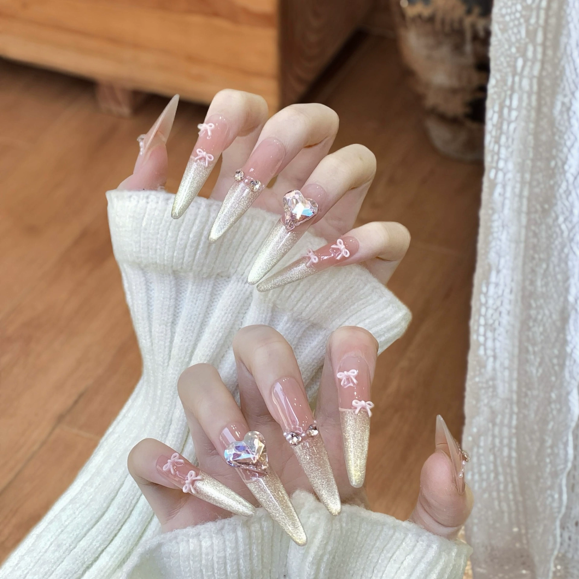 presson-nail-002-1 4.0 Slim Long Press-On Nails - Sparkling Gold Cat Eye Heart Rhinestone Manicure - Handmade Nail Art Tips - 图片 1