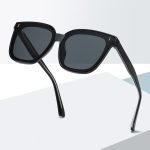Trendy TR One-Piece PC Sunglasses for Women - Stylish Street Fashion UV400 Sun Glasses